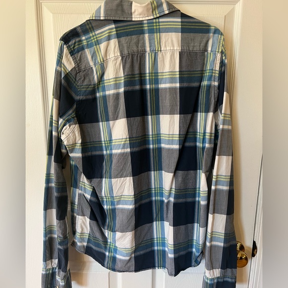 (2/$10) Hollister men’s button shirt - Picture 2 of 5